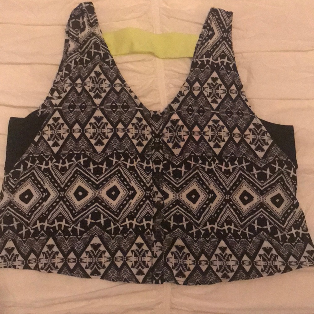 Xhilaration tank top